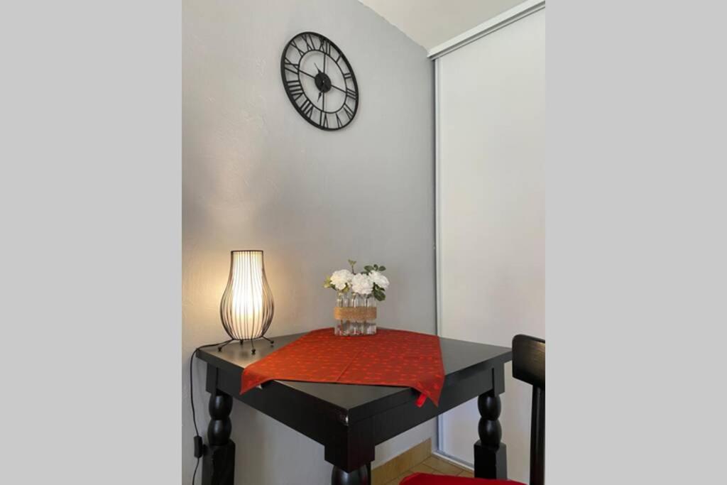 코트레 T2 Ensoleille. Terrasse Et Vaste Jardin Commun 아파트 외부 사진